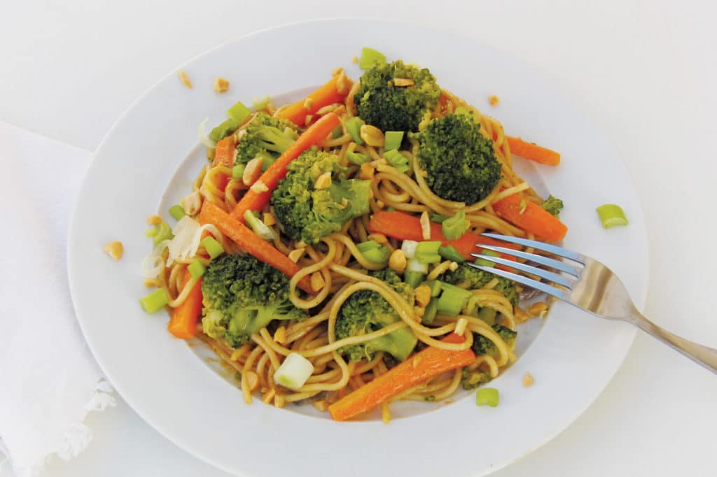 Stir-Fry Veggie Pasta with Peanut Sauce